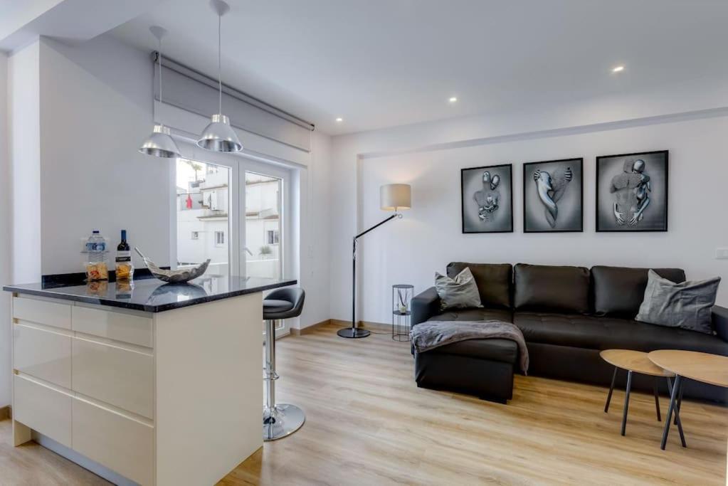 Yollaapartment Lagos Buitenkant foto